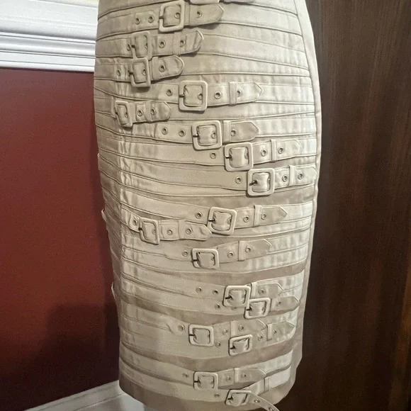 Per Se Unique Belted Skirt.. - Picture 4 of 6